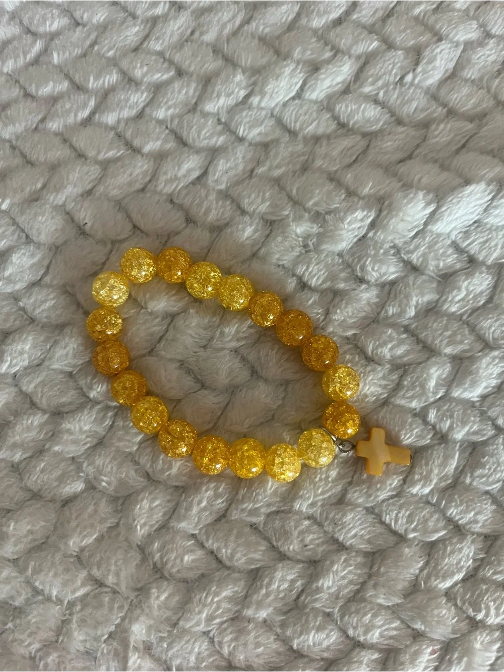 N/A elegant yellow